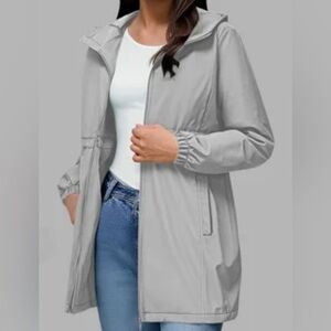 NEPALLO - NEW Women's M Grey Hooded Rain jacket